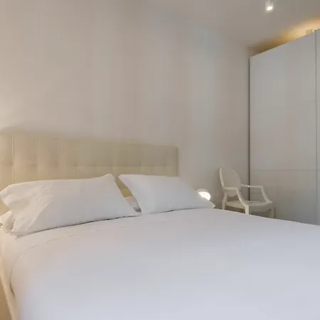 Fifty Eight Apartment Milan