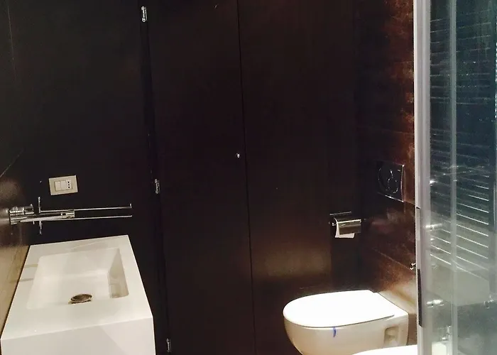 Fifty Eight Отель Милан